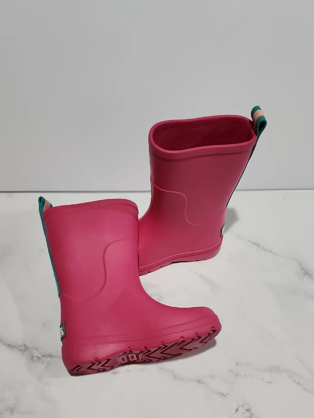 totes stylish pink